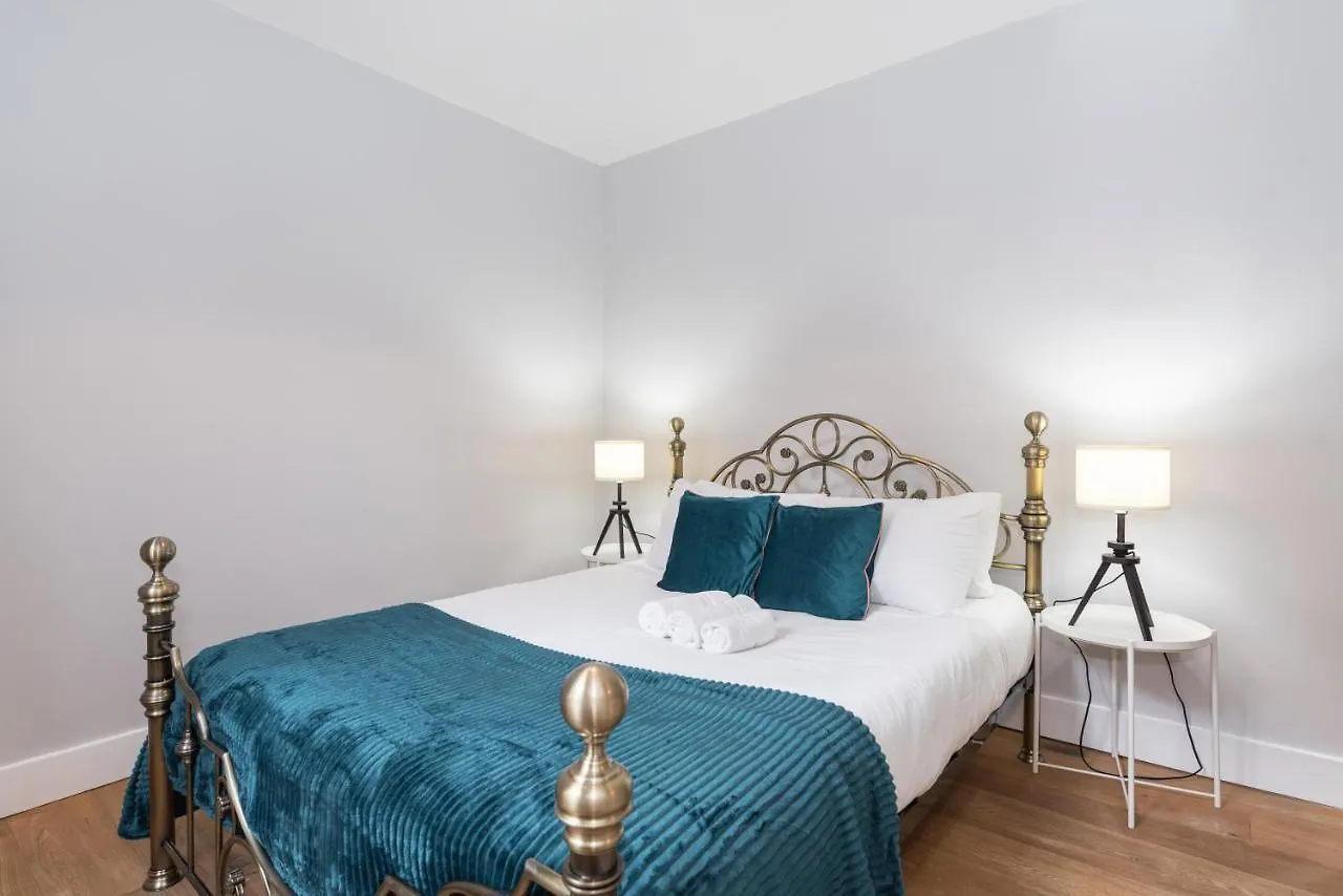 Liptons Court - Irish Stay Group Dublin